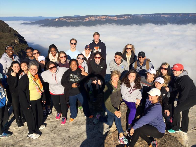 Blue Mountains group shot Lincoln Rock Blue Mountains group shot Lincoln Rock